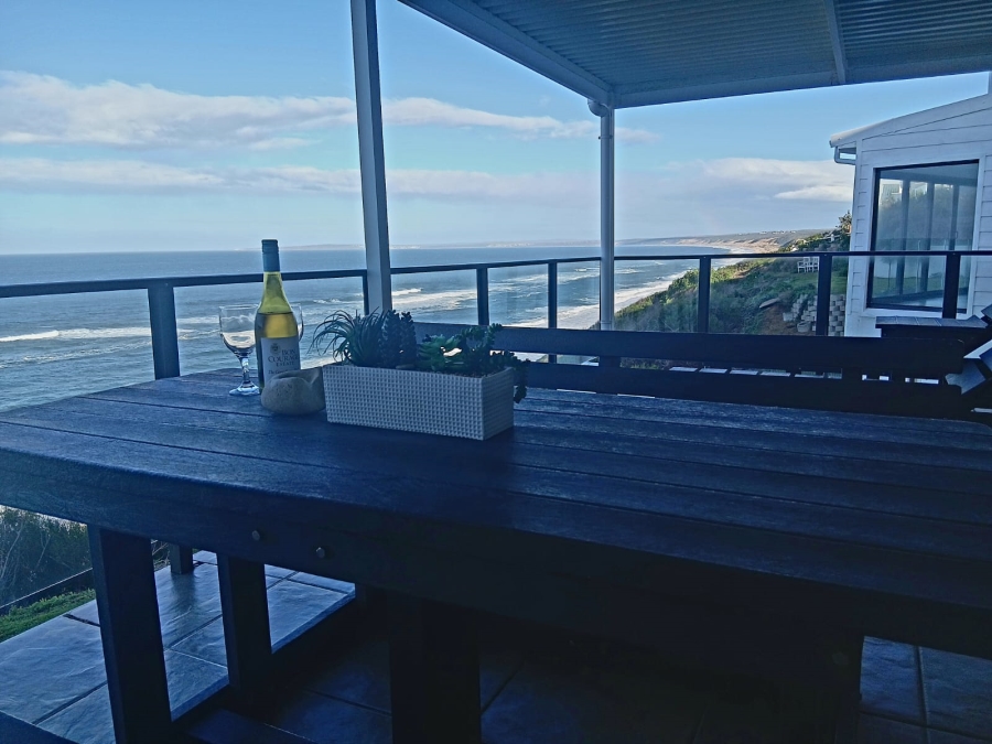 To Let 3 Bedroom Property for Rent in Dana Bay Western Cape